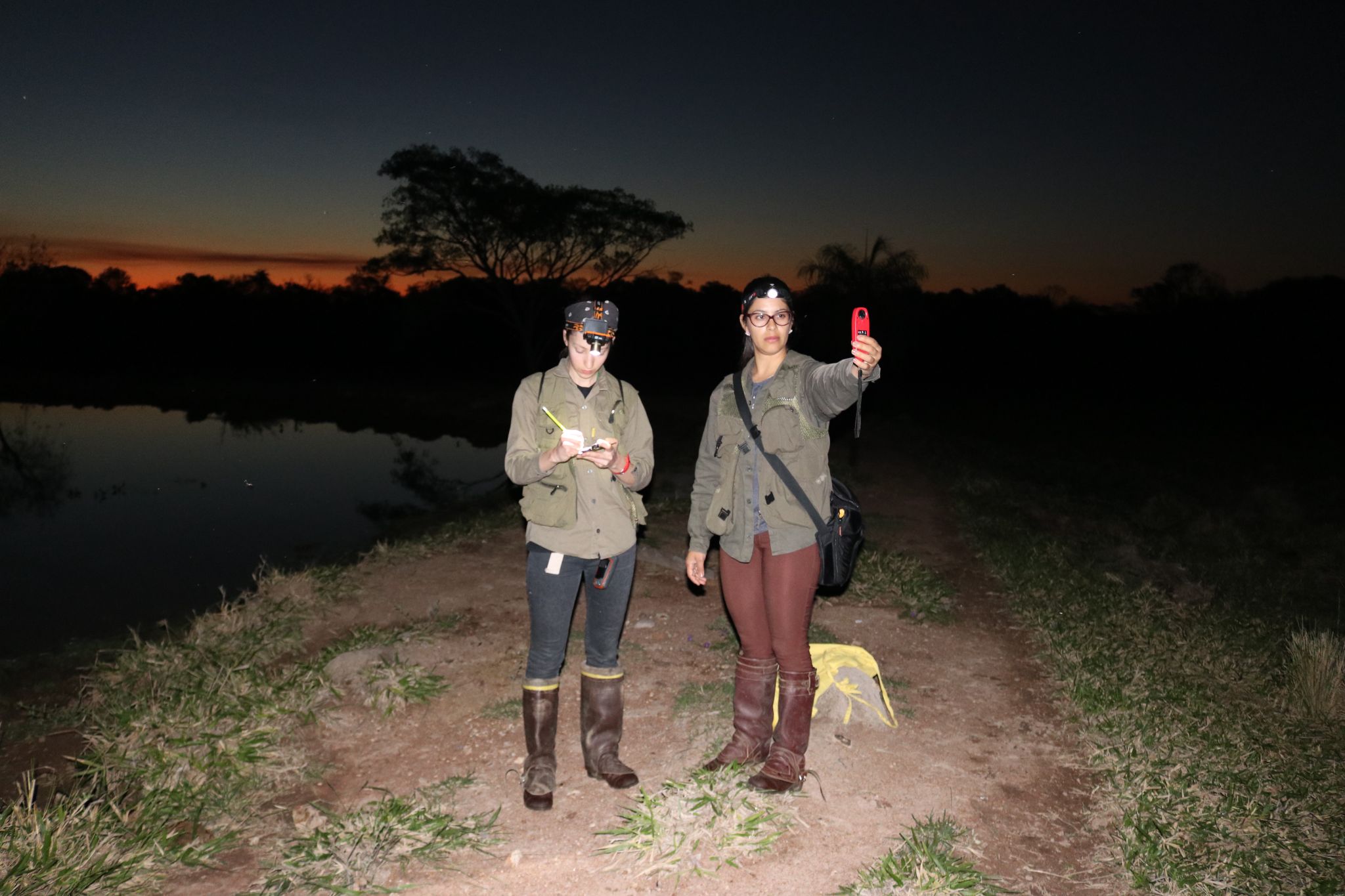 Measuring temperature and humidity 2